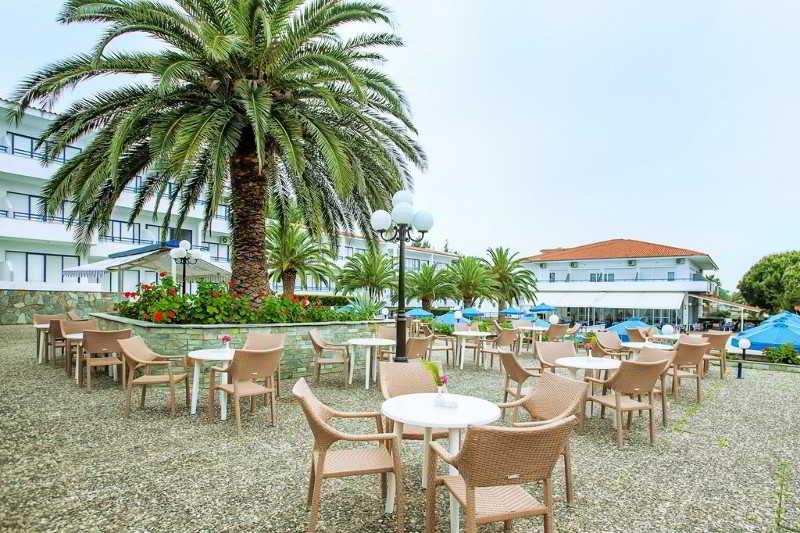 Xenios Port Marina Hotel