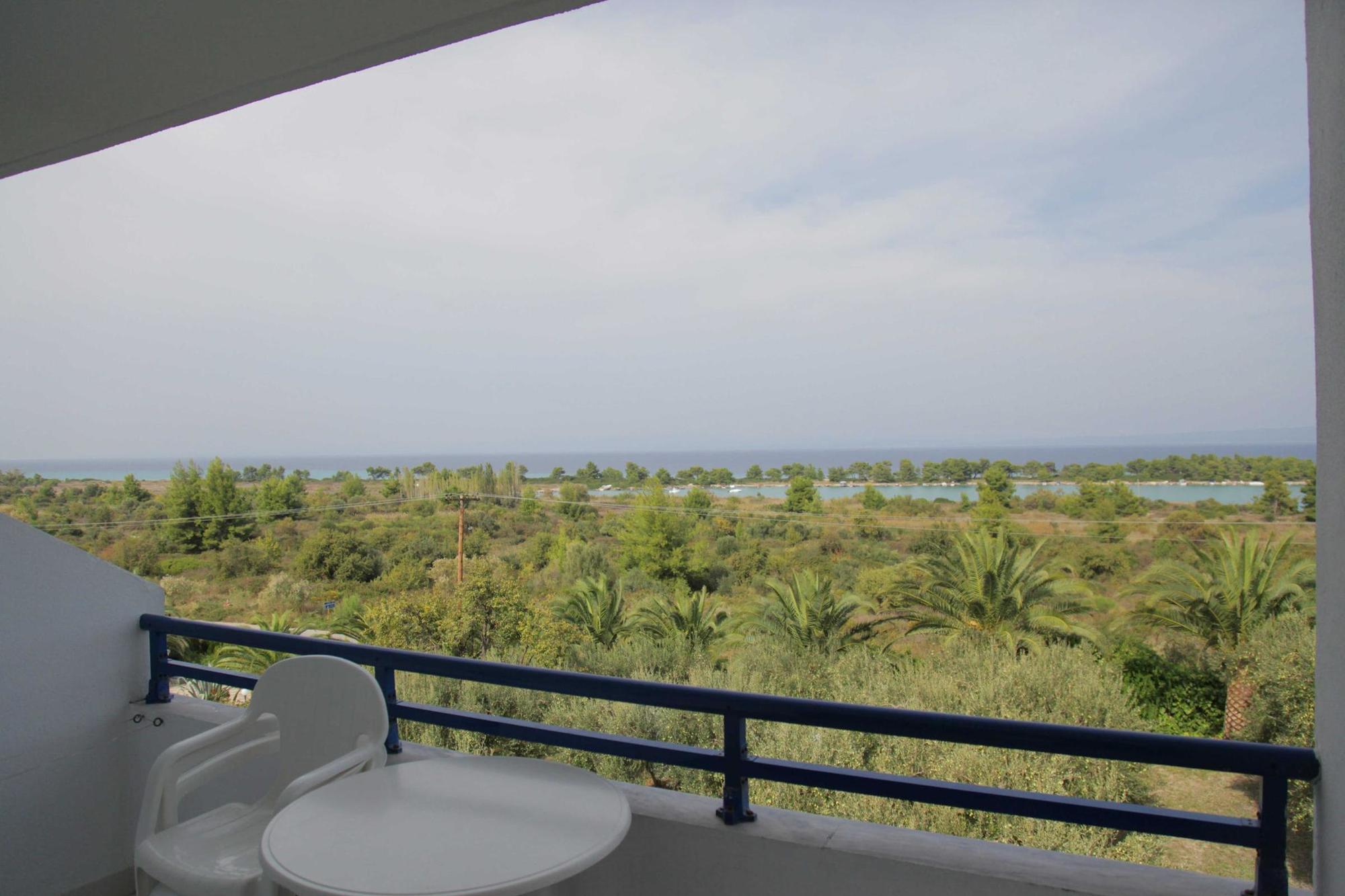 Xenios Port Marina 3*