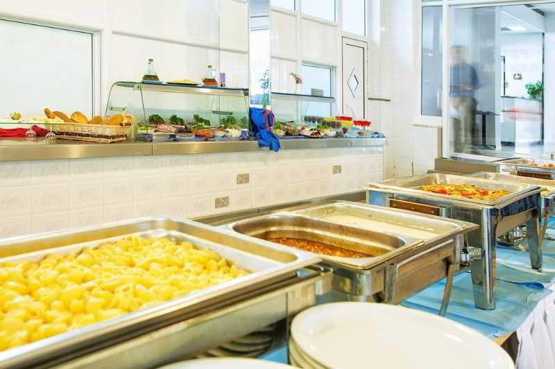 Hotel Xenios Port Marina 3*