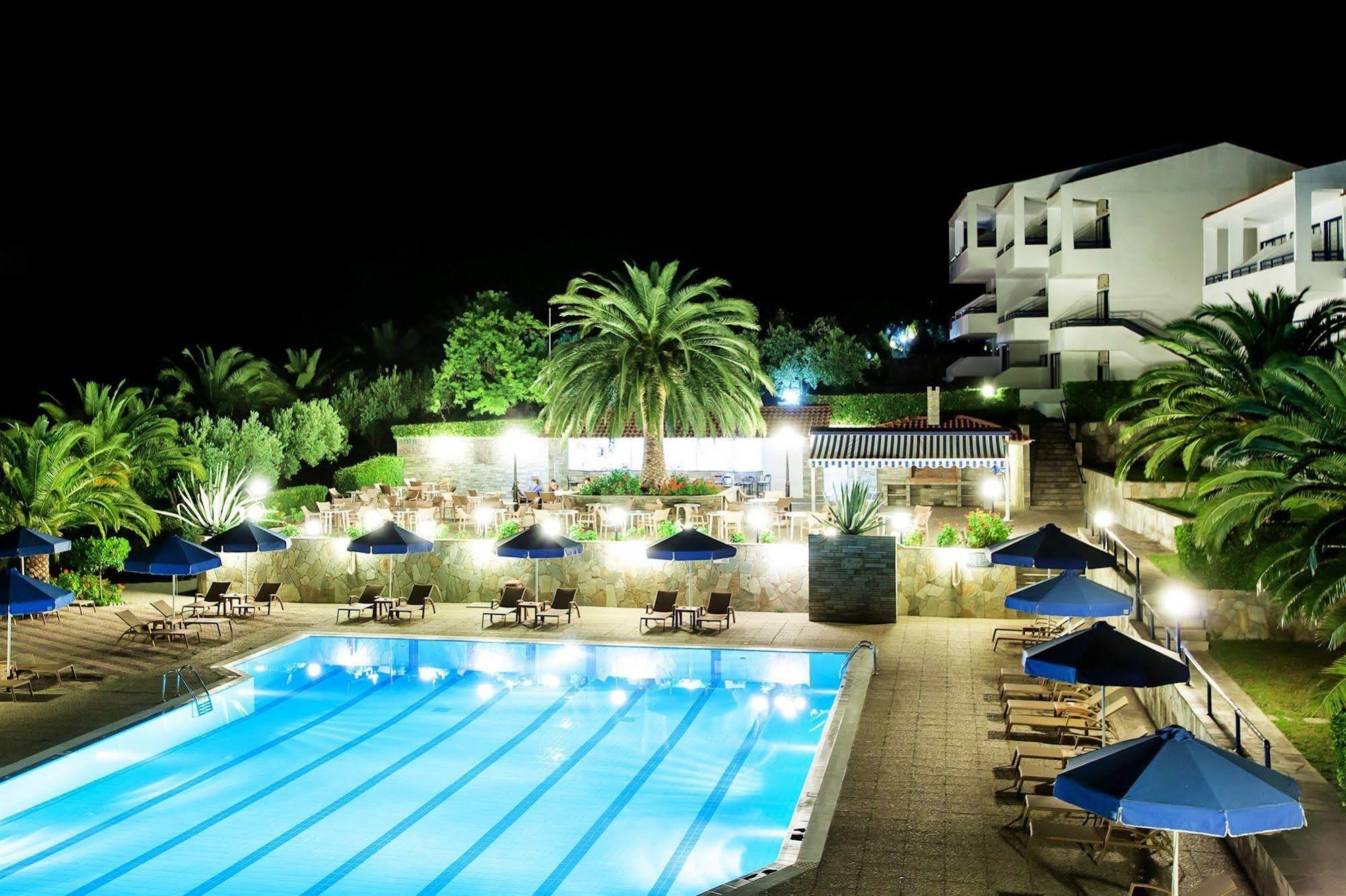 Xenios Port Marina 3* Pefkochori