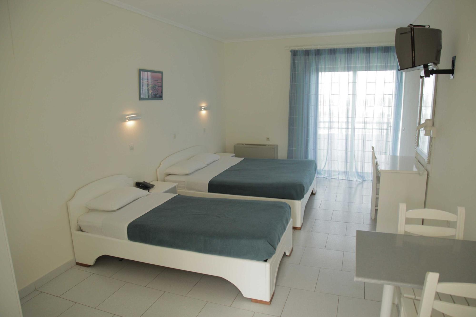 Xenios Port Marina Hotel