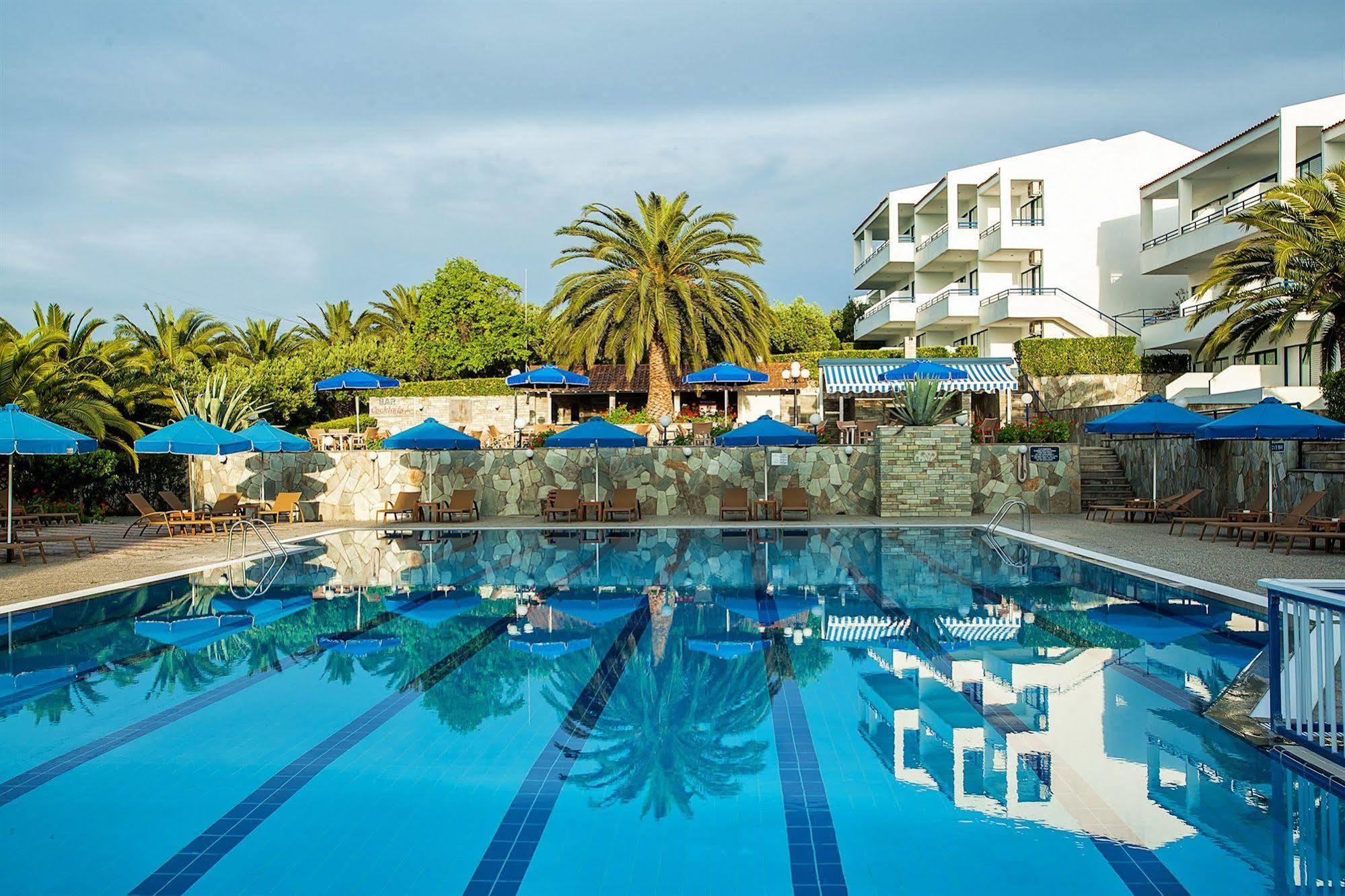 Hotel Xenios Port Marina Pefkochori